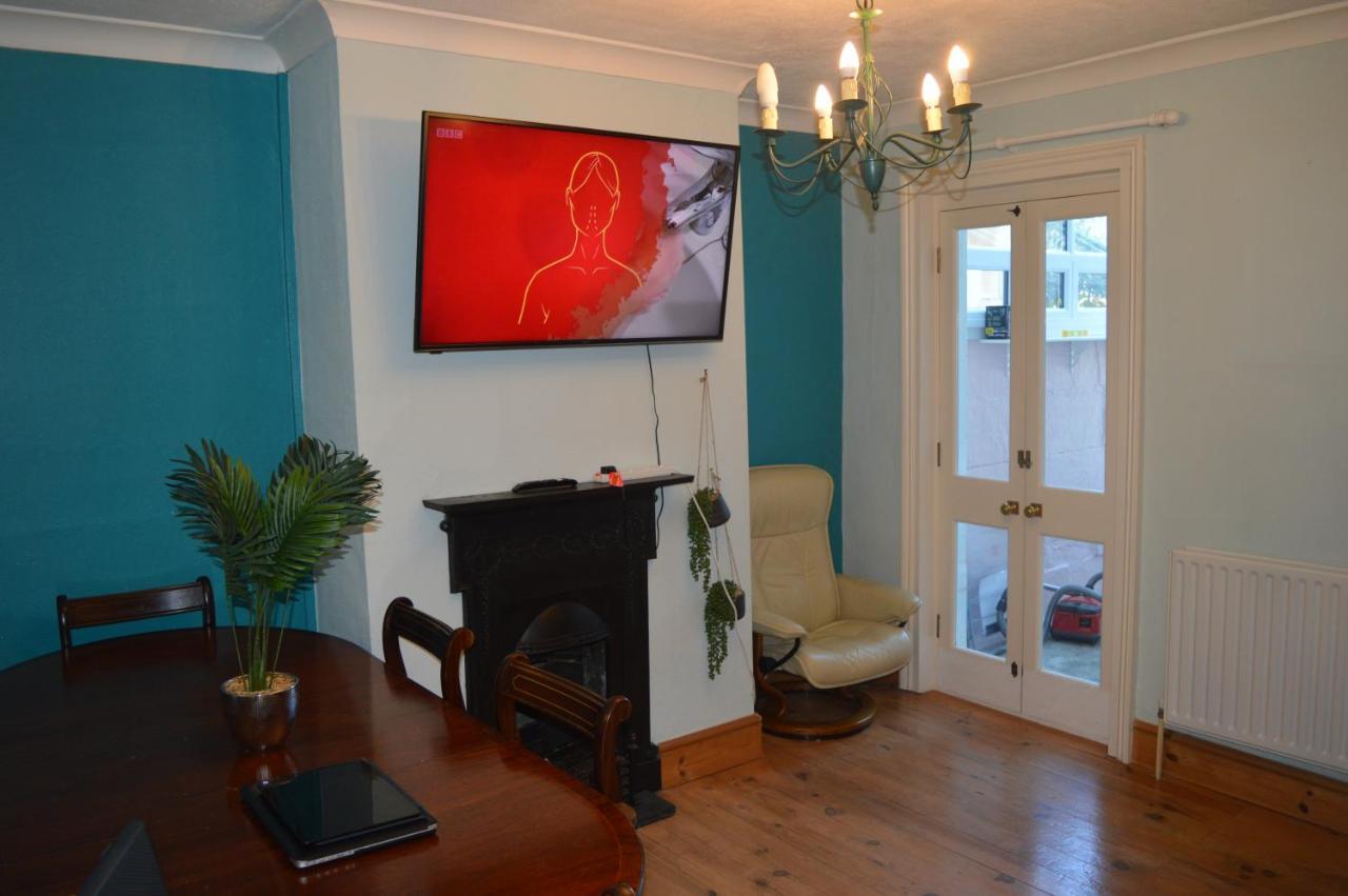 The Crandale House Vacation Home باث المظهر الخارجي الصورة